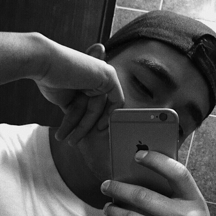 <em>Anthony White</em>